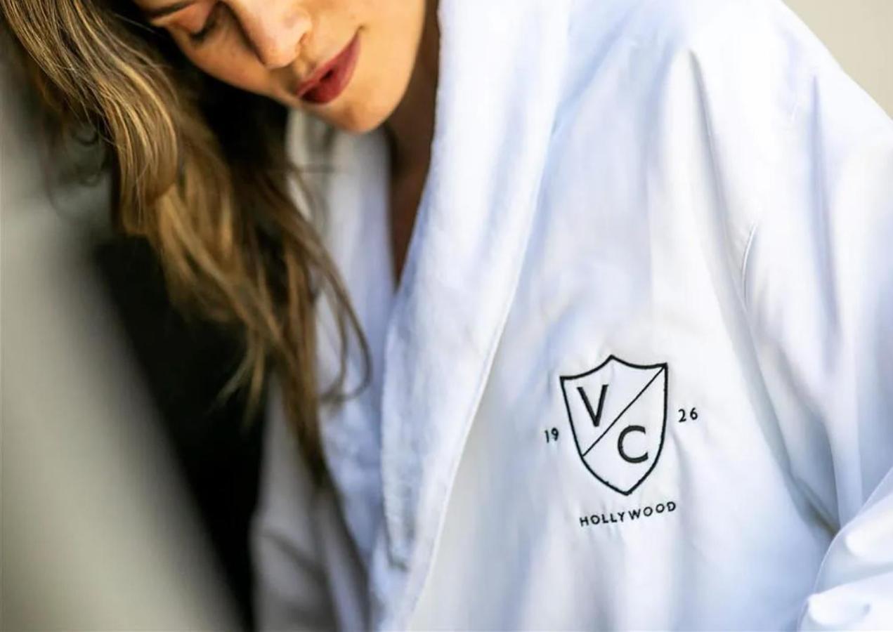 Carlotta - 30 Day Requirement Los Angeles
